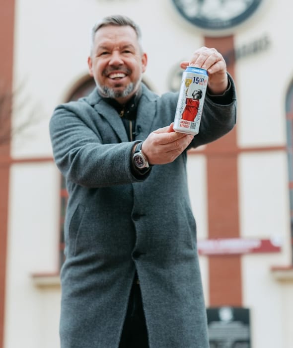 VIP vstup na utkání 19.&nbsp;4., podepsaný dres od Pavla Horvátha, prohlídku pivovaru